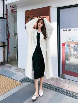 Корейски стил на новия жилетка 2021 бял дълъг ръкав изкуствена норки Свободни палто с колан всички-Мач сака плюс размер
