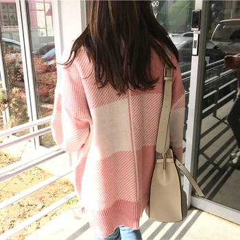 ZCWXM Дамски пуловери есен-зима 2020 мода корейски стил casual каре V-образно деколте, жилетки однобортный розово геометричен